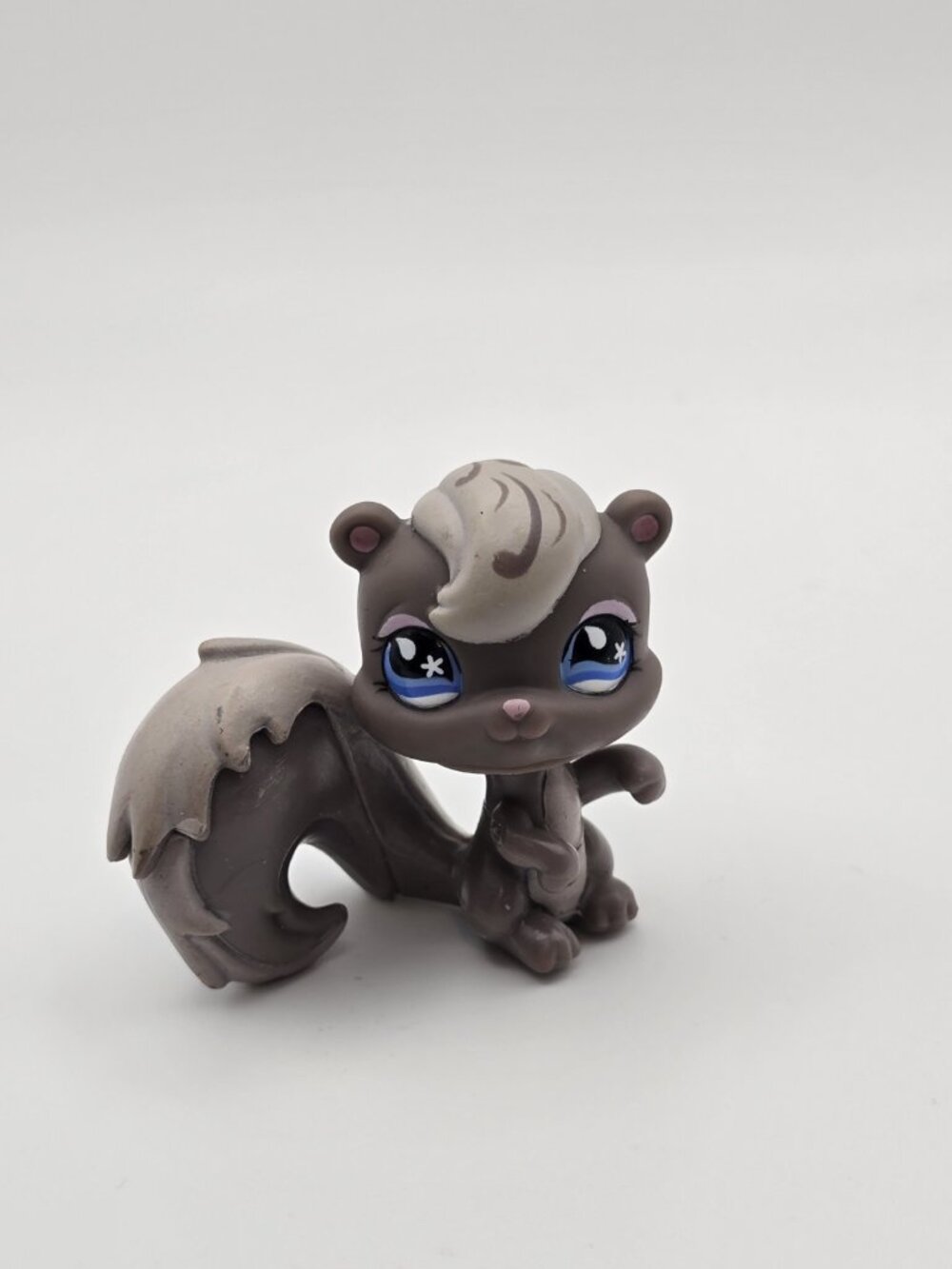 Littlest Pet Shop Hasbro LPS Grey Squirrel #484 *Neck Rust*
